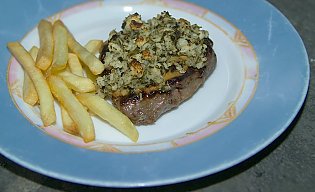 Rinderfilet mit Kräuterkruste